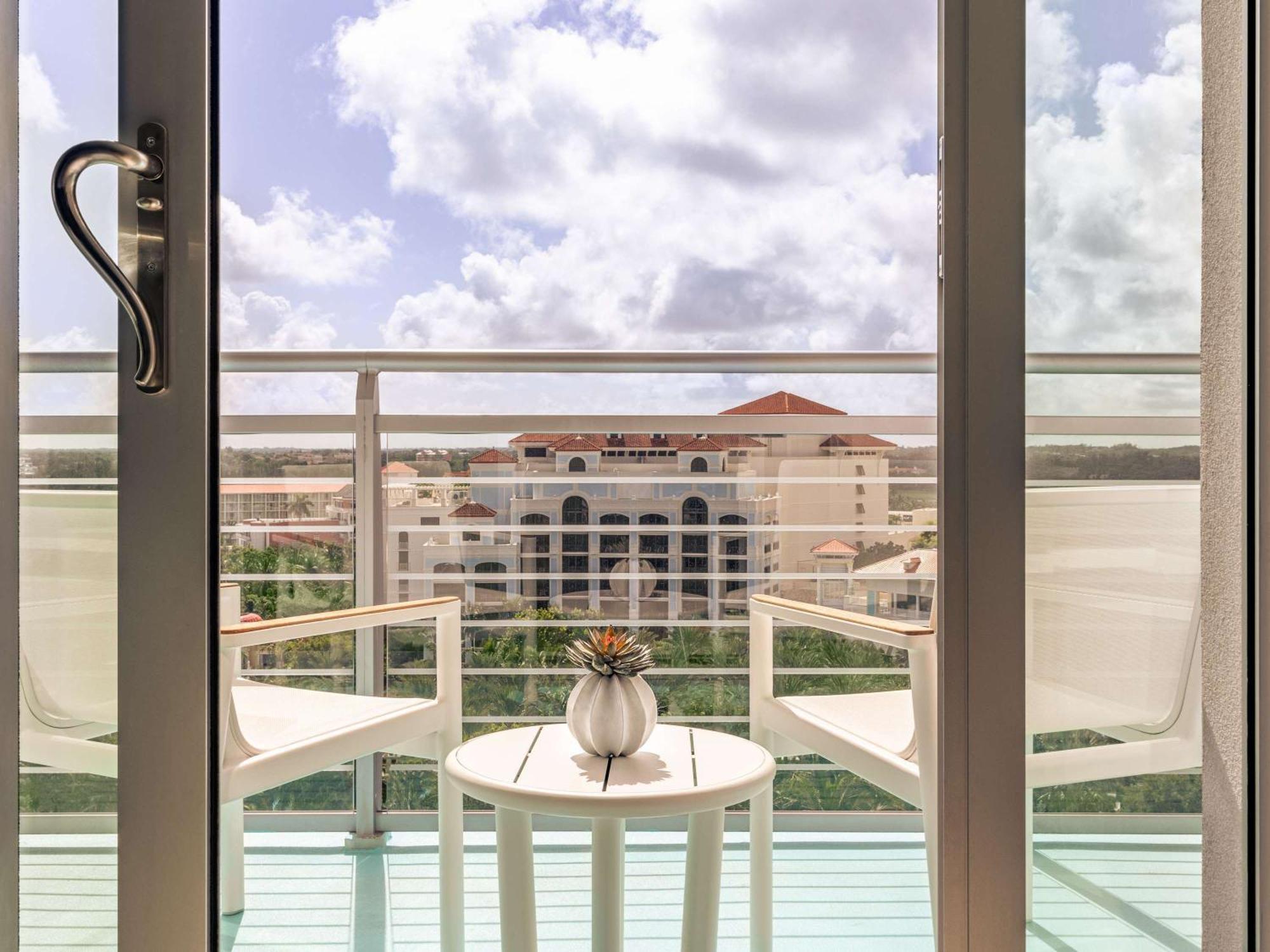 Hotel Sls At Baha Mar Nassau Exterior foto